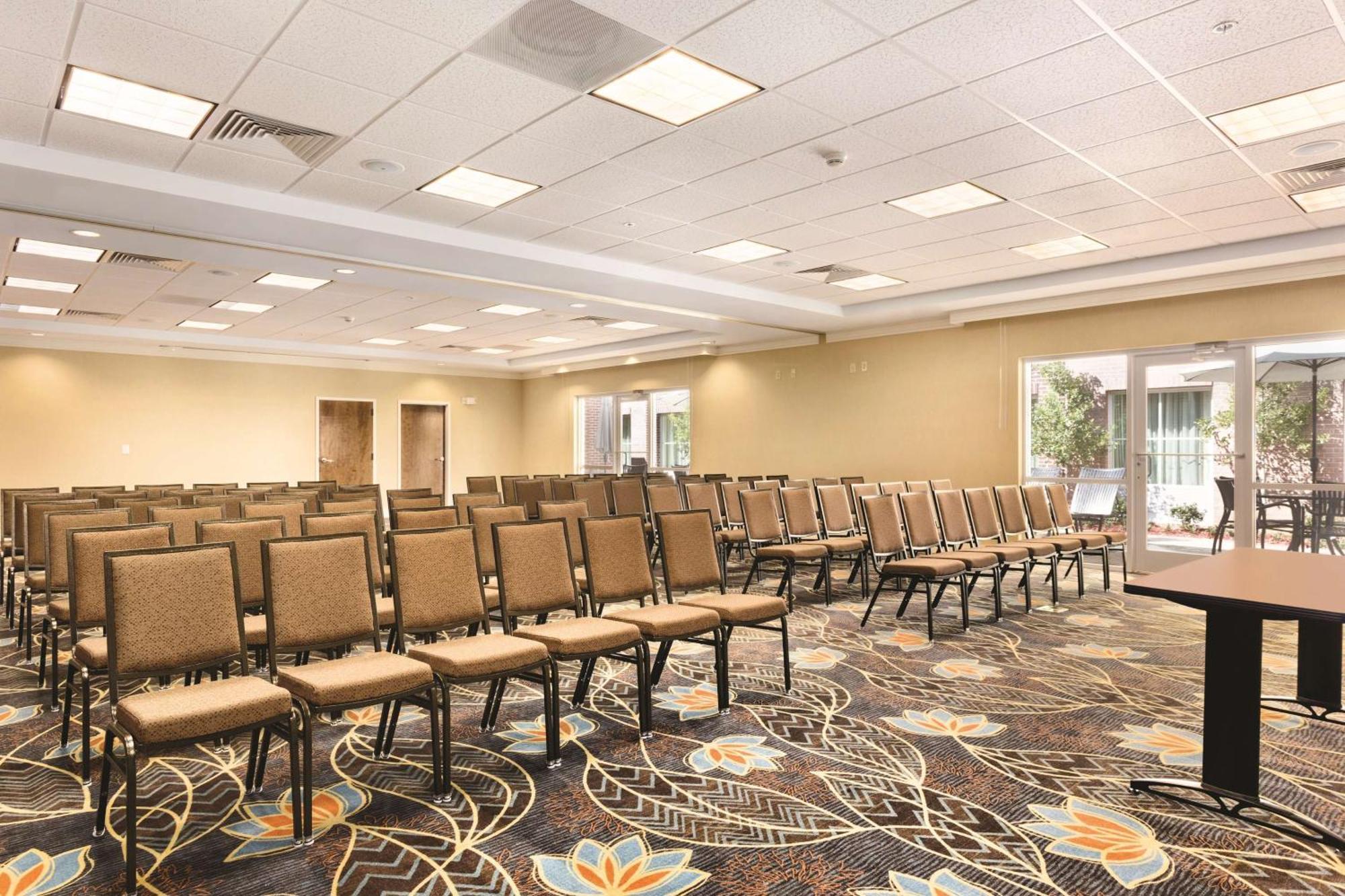 Hotel Homewood Atlanta Airport North College Park