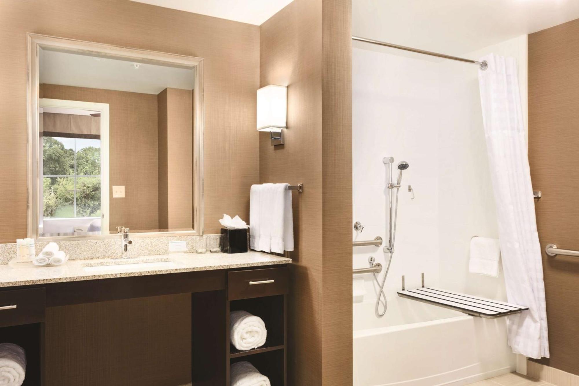 Homewood Atlanta Airport North 3* College Park