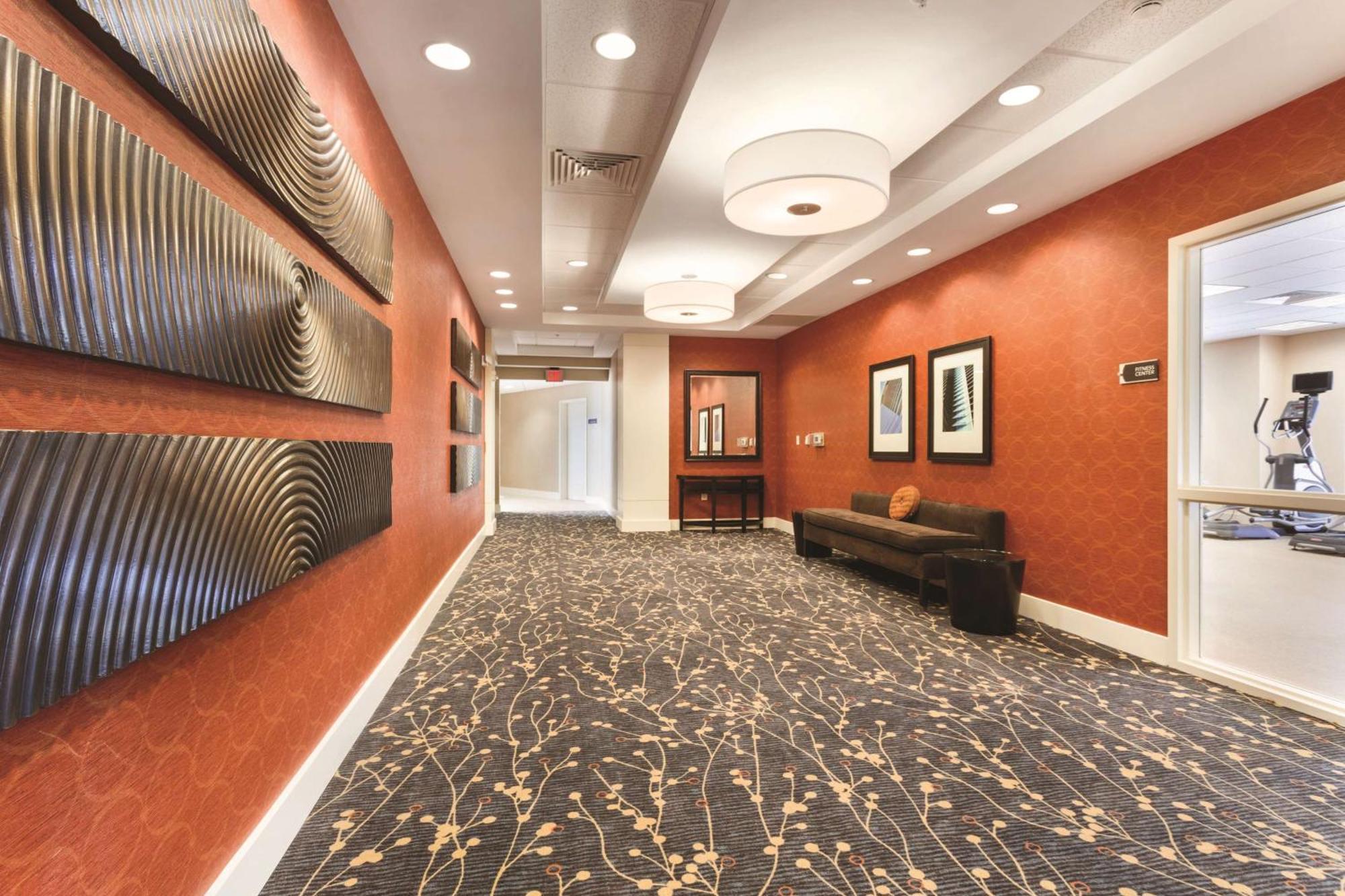Hotel Homewood Atlanta Airport North 3*