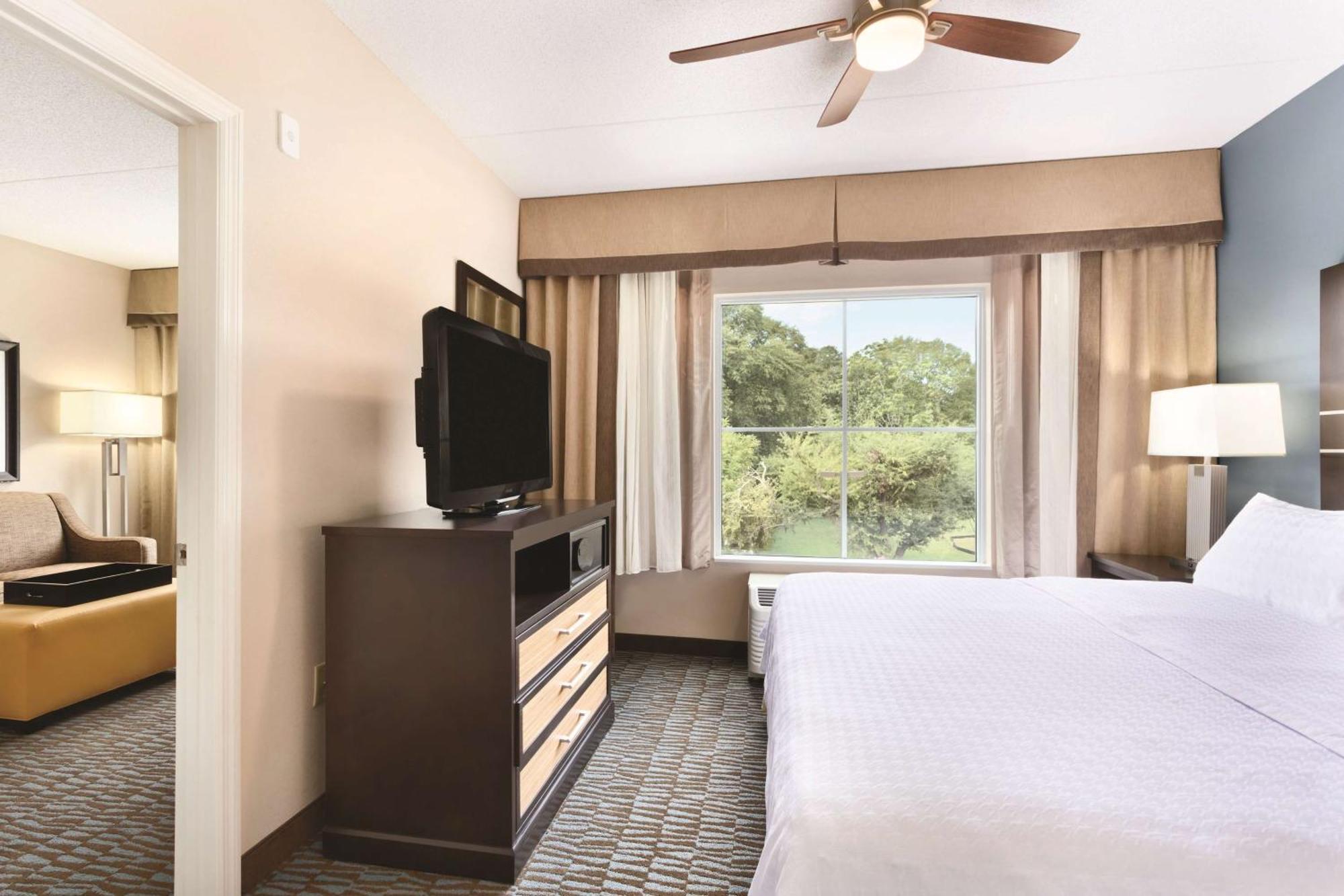 Homewood Atlanta Airport North Hotel College Park